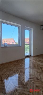  Komforan dvosoban stan od 46m²+terasa 5m²- Telep!