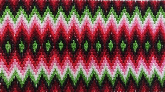 Ručno bogato vezena traka 55 x 15 cm 