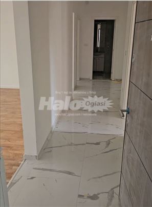 Sjajna novogradnja, odmah useljivo, sa garažom