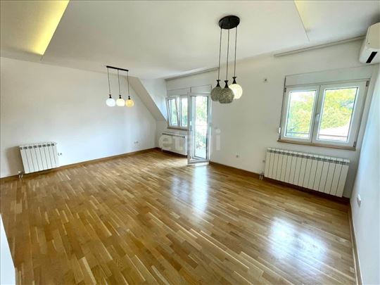 Uknjižen petosoban dupleks u mirnom delu Zemuna