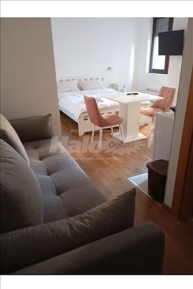 Apartman super lokacija Pante Mijailovica 