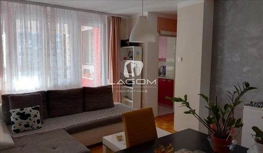Blok 72, Dr Ivana Ribara, 56m2, odmah useljiv