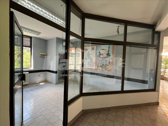 Centar izdavanje lokala 8m2 22m2 TC Beogepscity 