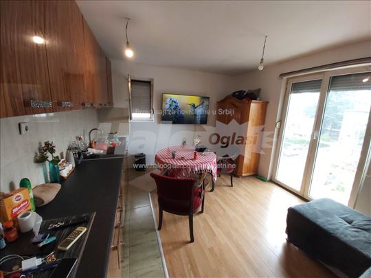 Dvosoban stan na odličnoj lokaciji u Krnjači