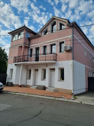 Izdaje se stambeno-poslovna kuća, Zemun, PR+2 