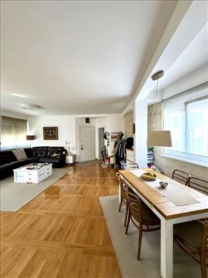 Savršen četvorosoban stan 90m2 u Radojke Lakić