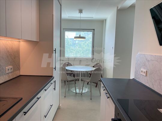 Sunny apartment close to all amenities