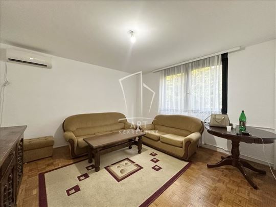 Zvezdara, uknjižen 2.0 stan, 51m2 ID#11682