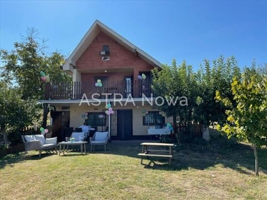 Vikend kuća sa prelepim pogledom