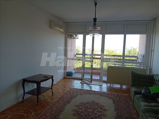 Dvoiposoban stan (70m2) u Bloku 70a