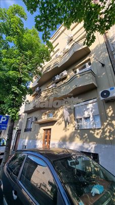 Renoviran, namešten stan na Donjem Dorćolu