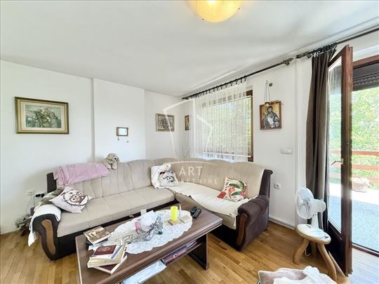 Stara Lipovica, kuća 225m2 na 8.82 ari ID#11692