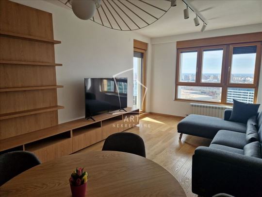 Wellport, odlična lokacija 100m2 ID#11686