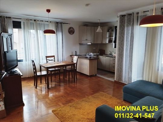 Zemun, Prvomajska - Ostoje Živkovića, 52m2