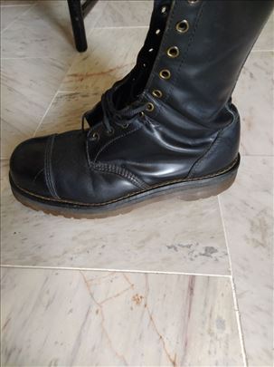 Dr Martens čizme 