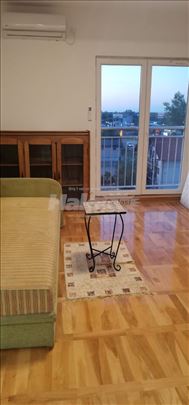 Izdajem garsonjeru u Krnjači 23m²