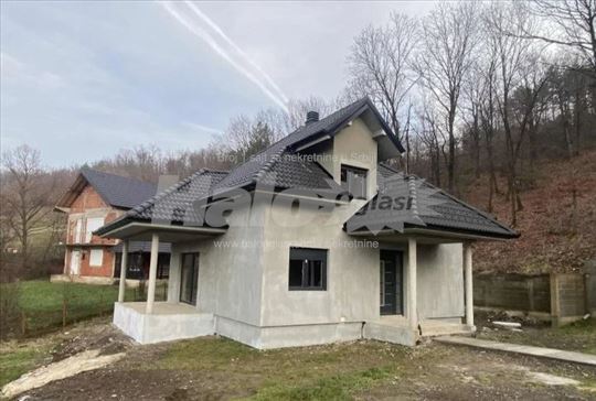 Kuca na prodaju 130m2 Jovac-Kraljevo