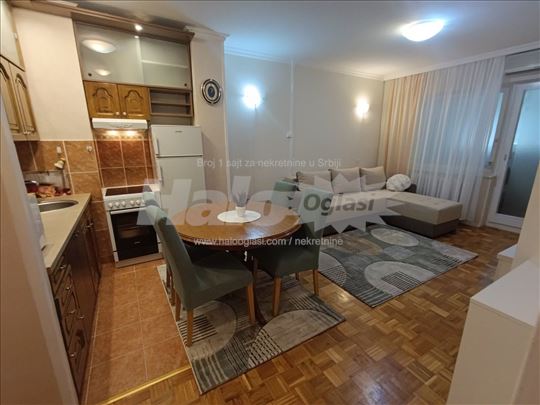 Novi Sad - Sajam, izdaje se 2.5 stan, 50m2