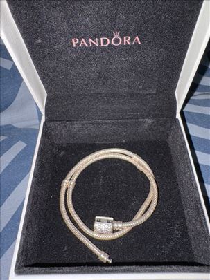 Pandora nakvica