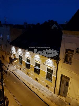 Poslovni objekat u centru Zemuna