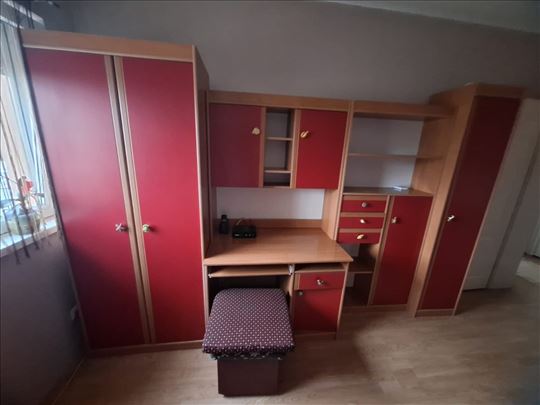 Prodaja ormara i tepiha