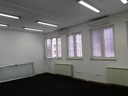 Strogi centar, Terazije, poslovni prostor pov. 130