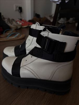 Ugg cipele