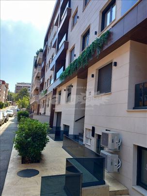 Vlasnik, 45m2, nova zgrada