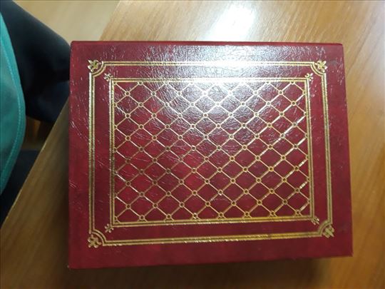 Album sa first day coverima