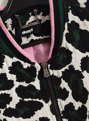 Ekspert interesantna jakna vel.M/L