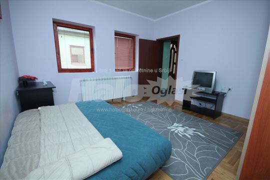 Izdajem apartman u Kragujevcu
