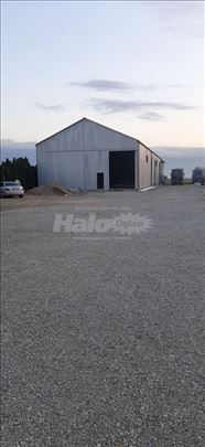 izdajem halu 500km2 
