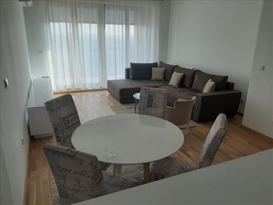 Jurija Gagarina, 70 m2
