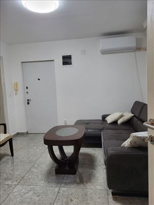 Kosančićev venac, namešten, odmah useljiv