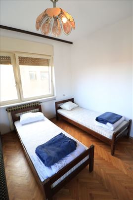 Krevet samac 200x90 polovan