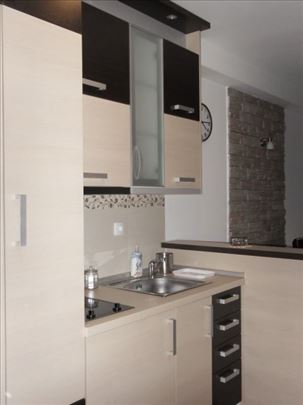 Lux apartman  100m od  parka