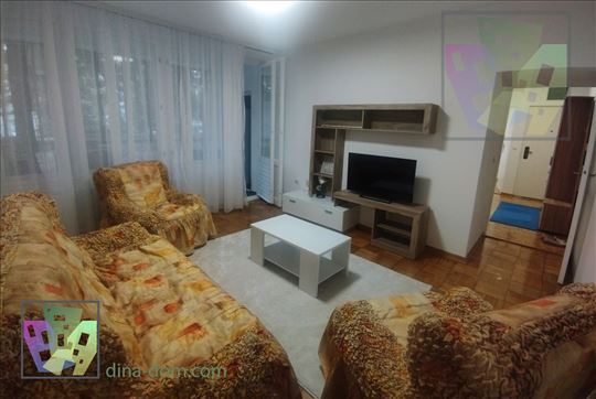 Odličan, renoviran stan kod hotela Srbija