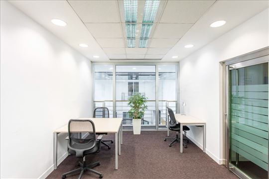 Privatne kancelarije za 3 osobe na lokaciji GTC 19