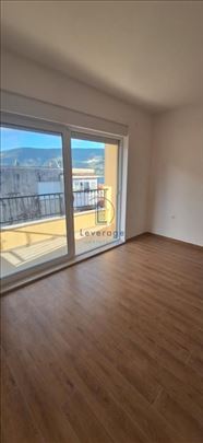 Stan sa pogledom na more, Herceg Novi, 48 m2