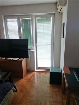 Bulevar Evrope! 28m2!