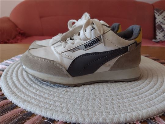 Dečje Puma patike br 33