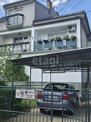 Dupleks kuća 86 m² -Zemun, Novi Grad 