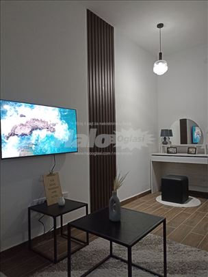 Garsonjera 35m2 sa garažnim mestom
