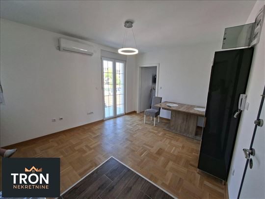 Jednosoban stan kod Osnovne škole-31m2