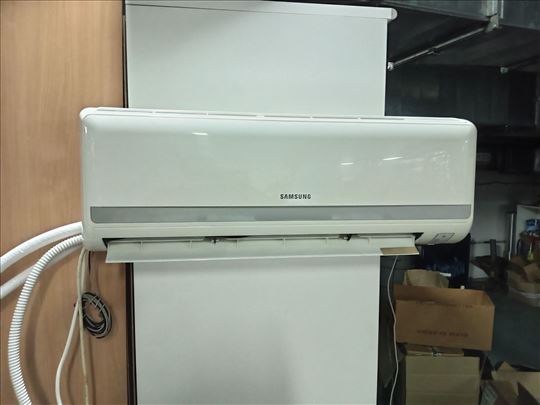 Klima uređaj Samsung 12000Btu