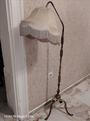 Mesingana podna Lampa