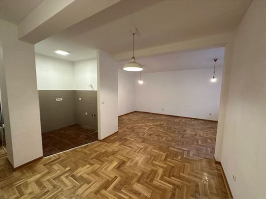 Banovo brdo,uknjižen, 2.0, 66m2, odličan 