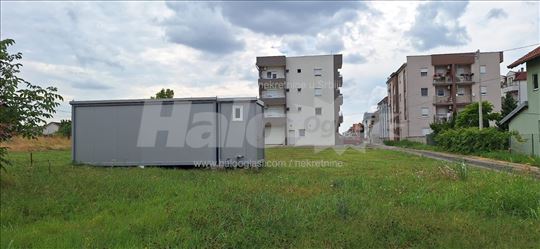 Zemun Altina gradjevinska parcela 5ari Vlasnik 1/1