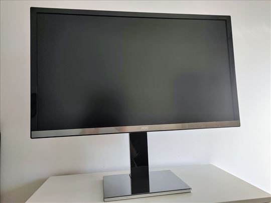 AOC 31.5 MVA monitor
