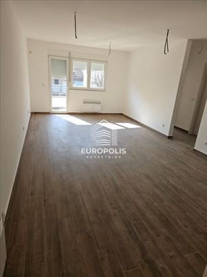 Boleč, 3.0 – Odlična lokacija, useljiv odmah! ID#8